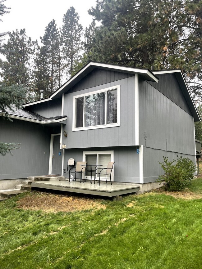 Foto del edificio - Riverside Harbor Two Story Home