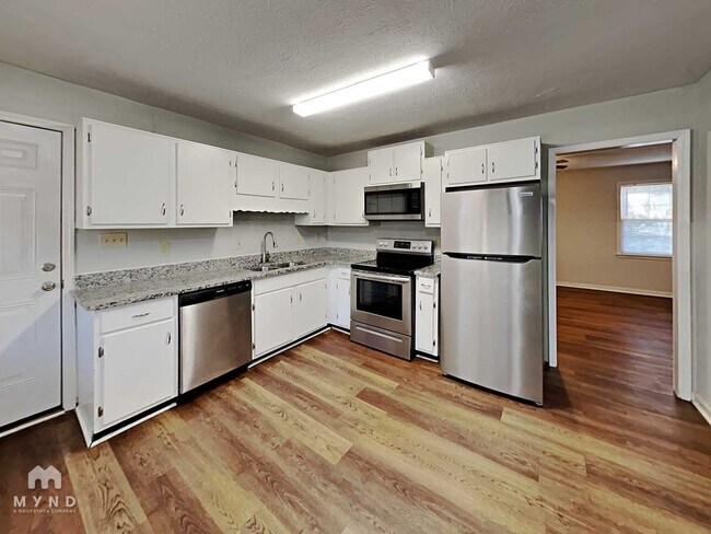 Foto del edificio - 421 Cabriolet Ct