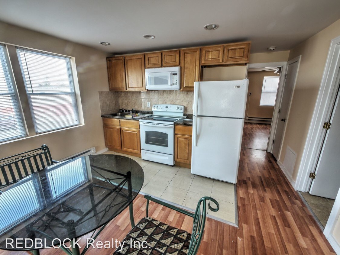 Foto principal - 1554 Beverly Rd