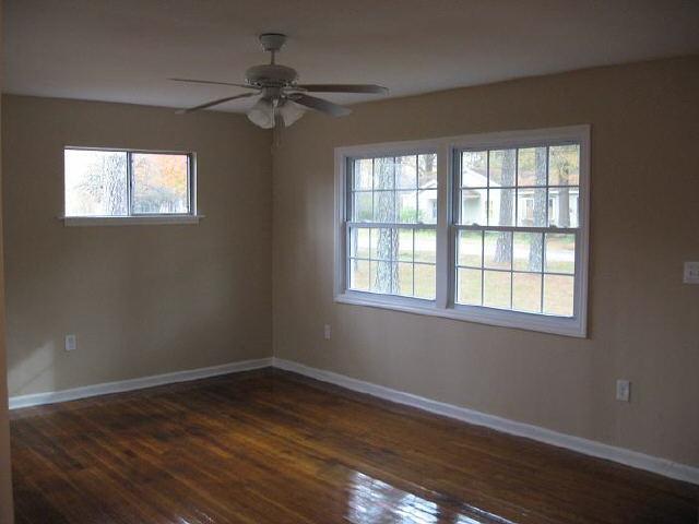 Foto del edificio - 17 Monroe Dr