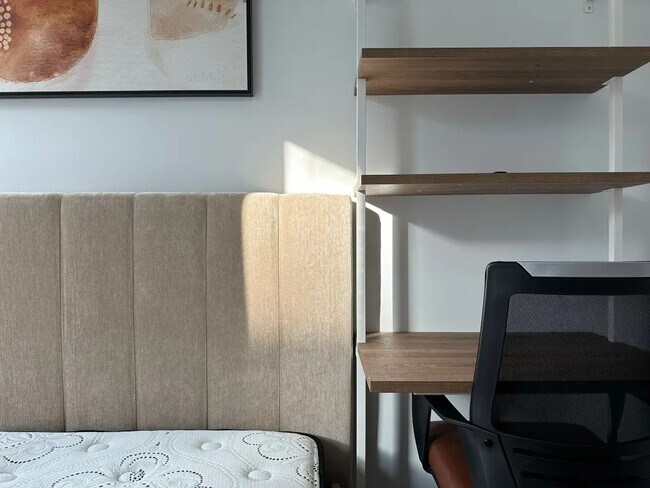 Photo - Furnished room/NOT APARTMENT