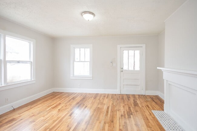 Building Photo - 486 Hammond Dr