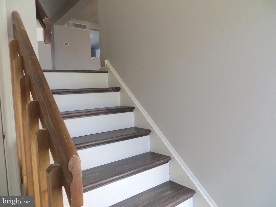 3606 N Carriage Ct, North Wales, PA 19454 Townhome Rentals in North