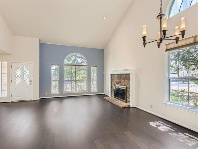 Building Photo - 7600 Cat Tail Cove