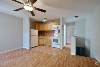 Building Photo - 1440 W Grange Ave