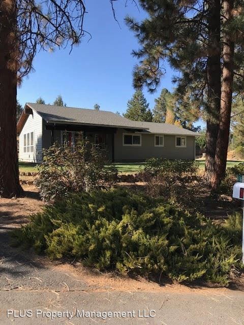 Primary Photo - 3 br, 2 bath House - 61161 Sidewinder Lane