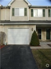Building Photo - 893 Beacon Dr