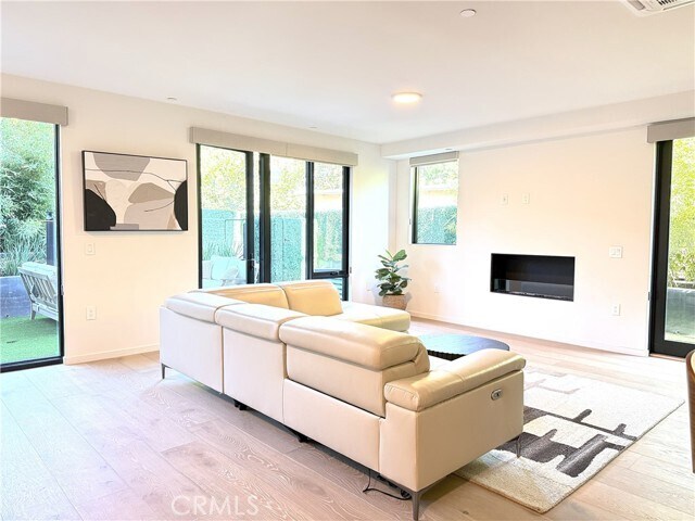 Foto del edificio - 1618 Hilts Ave