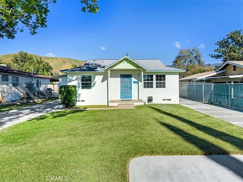 Primary Photo - charming 2 bedroom 1 bath