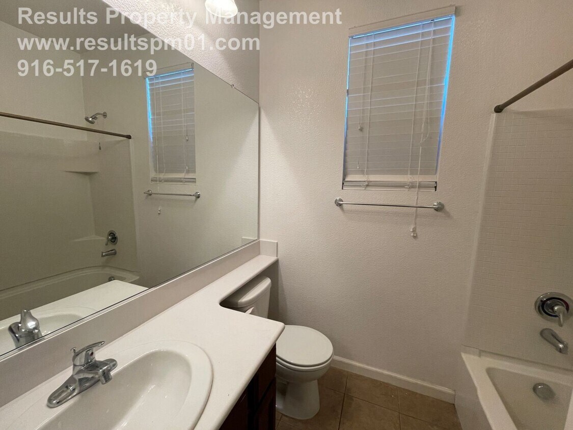Primary Photo - 4 br, 3 bath House - 2241 Ellesmere Loop