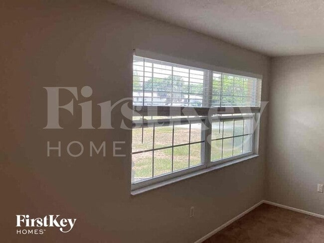 Foto del edificio - 557 Mayview Ave NW