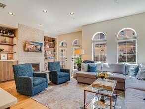 Building Photo - 1529 Barton Springs Rd