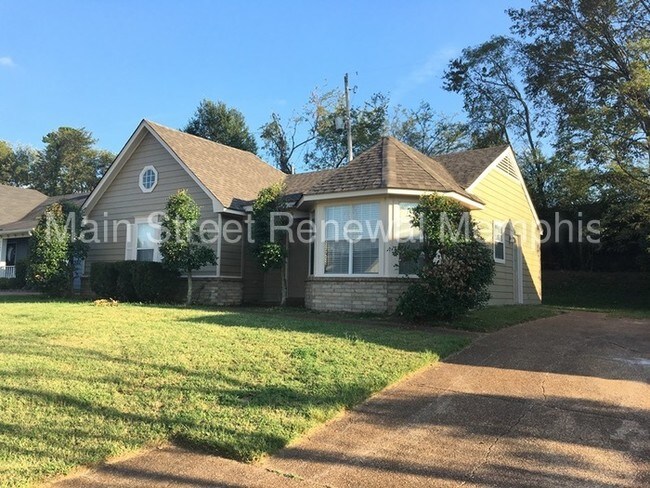 Building Photo - 6463 Amberview Cv