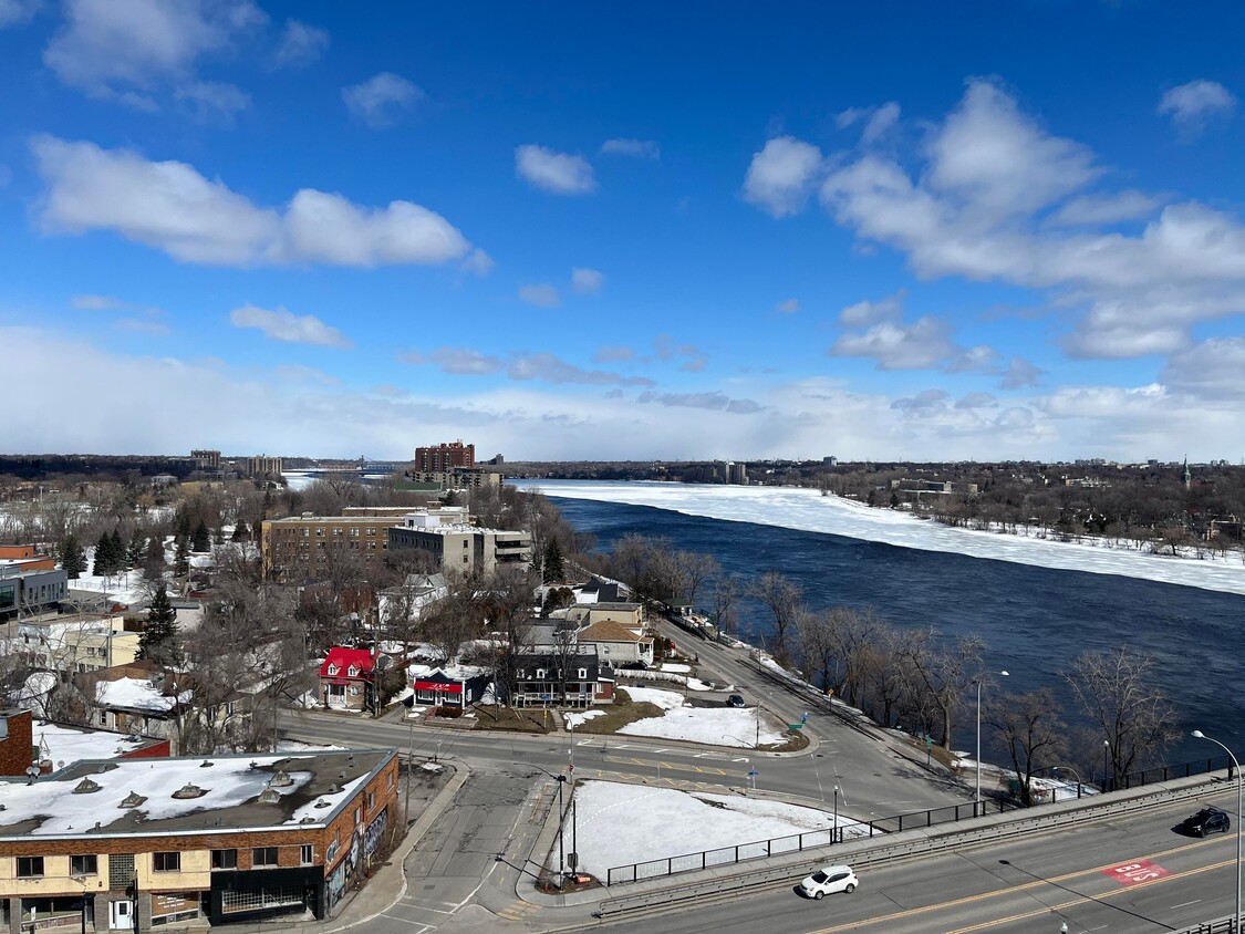 Balcony View - 9 Des Prairies