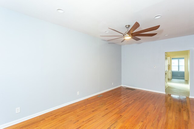 Foto del edificio - 12200 S Lowe Ave