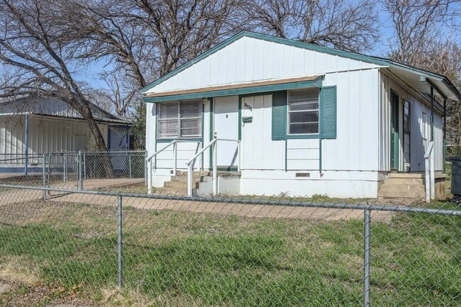 Building Photo - 1309 Greenwood Ave