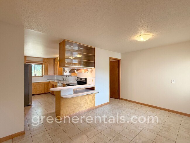 Foto del edificio - 3 BR 1.5 BA Rambler in West Olympia