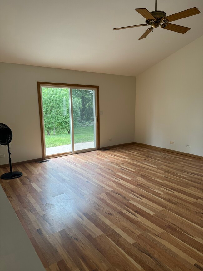 Building Photo - 817 Casey Ln