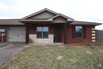 Building Photo - 16986 Loring Ln
