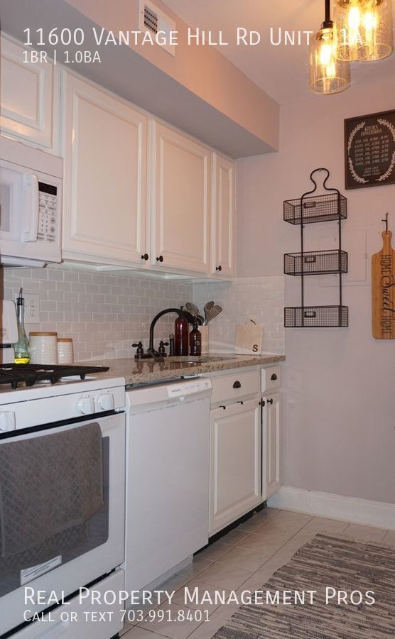 Building Photo - Updated Condo In the Heart of Reston For R...