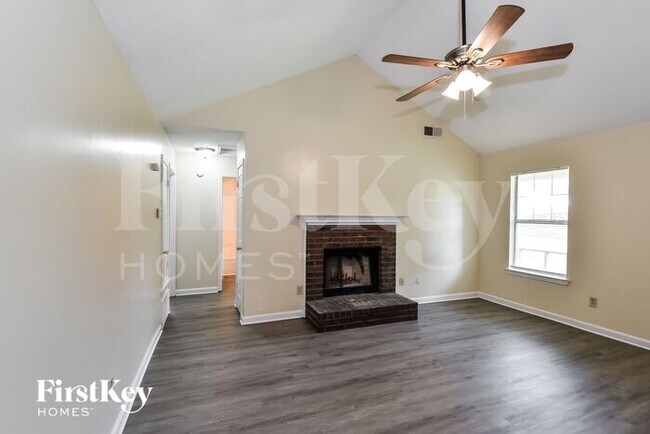 Foto del edificio - 4287 Elysian Dr