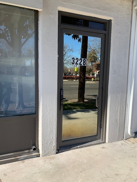 Building Photo - 3228 Broadway