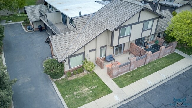Building Photo - 3440 Brookside Dr.