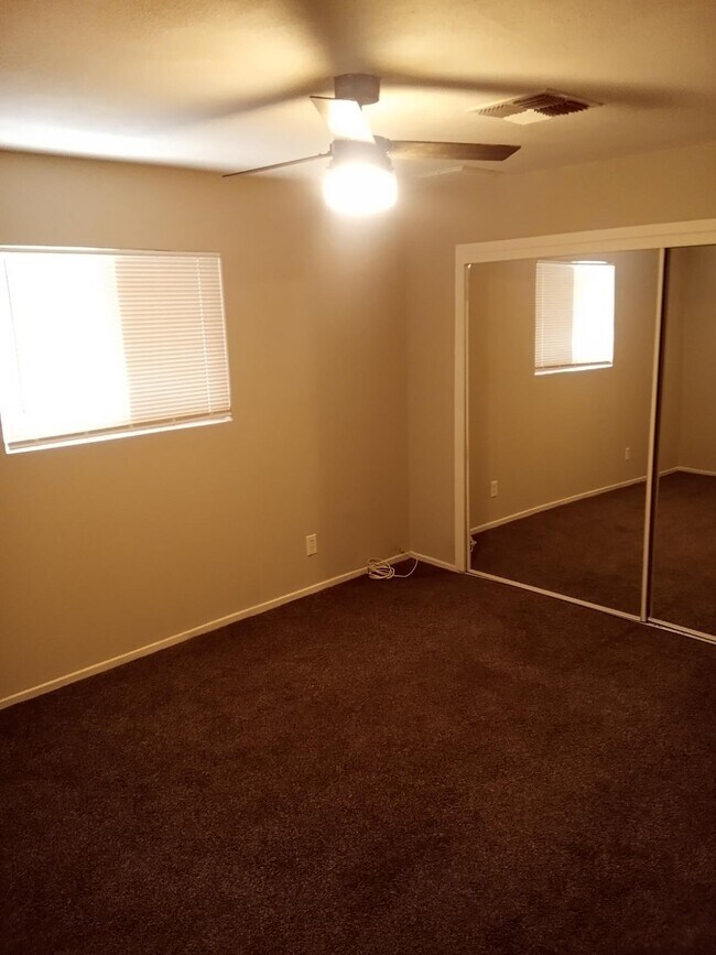 Building Photo - 1369 Church Dr