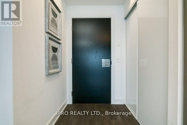 Building Photo - 11-1211 Lillian St