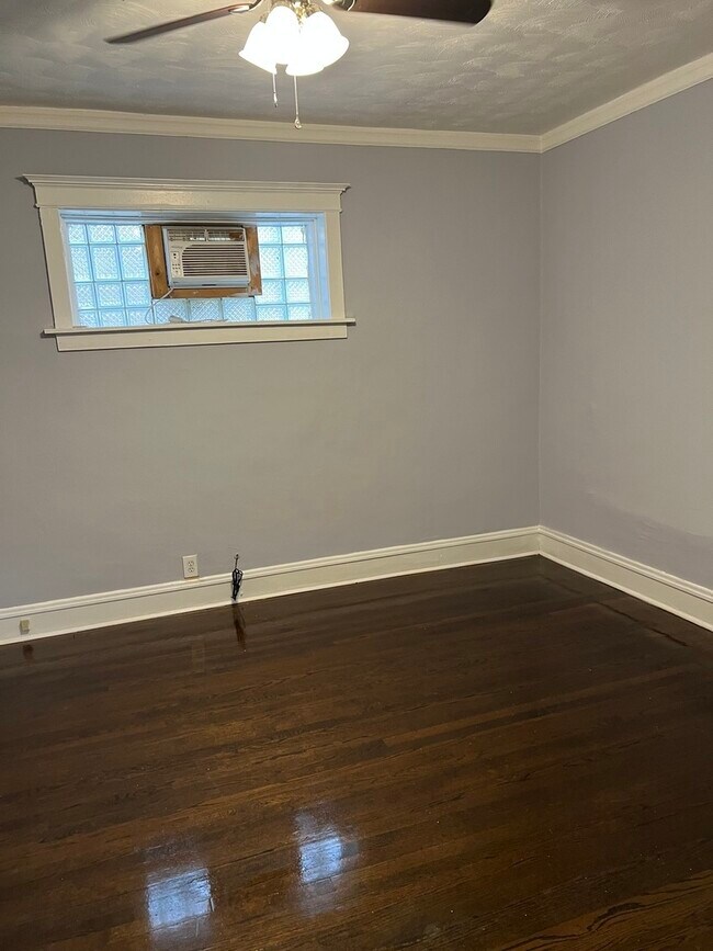 Foto del edificio - 8036 S Green St