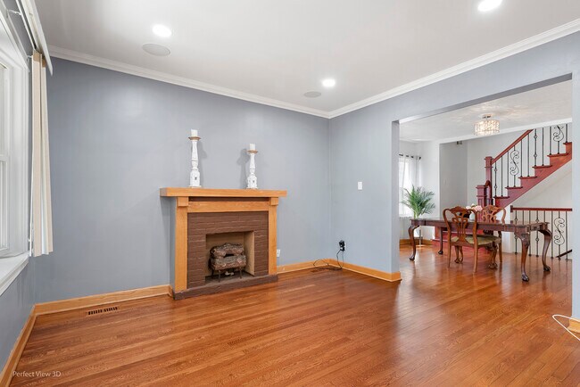 Building Photo - 2126 Cuyler Ave