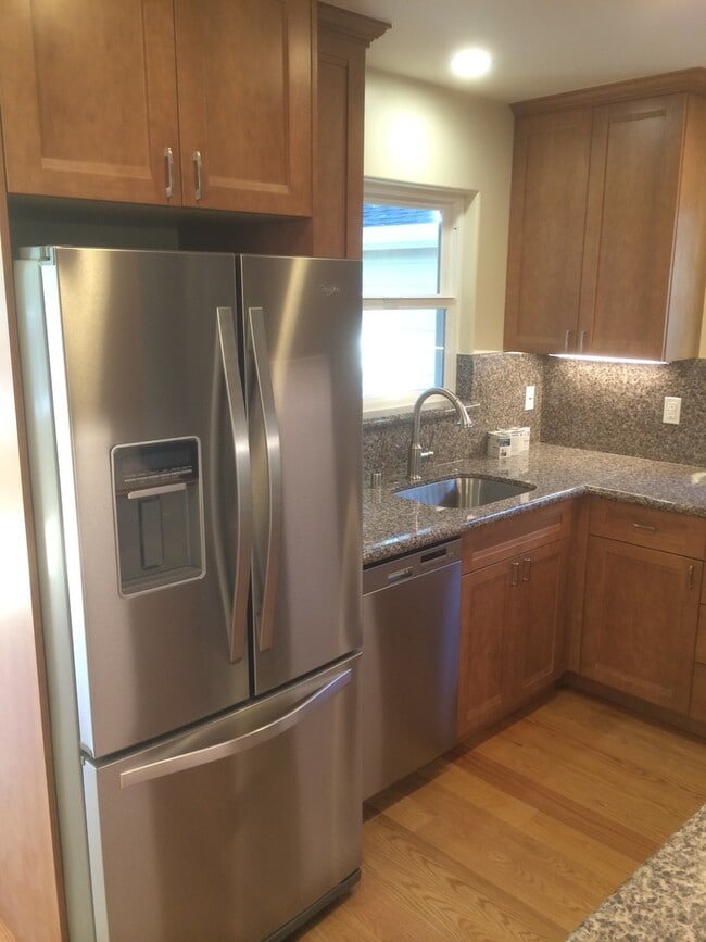 Foto del edificio - 2 Bed 2 Bath House Downtown Palo Alto in Crescent Park.