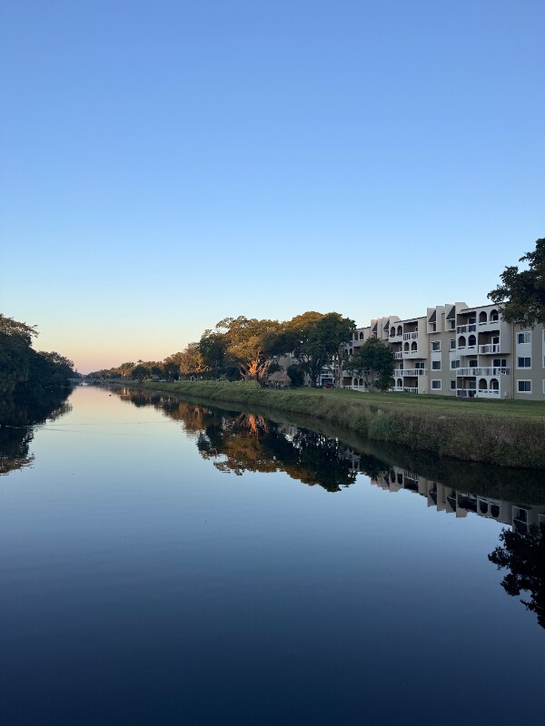 Foto del edificio - 7920 Camino Real