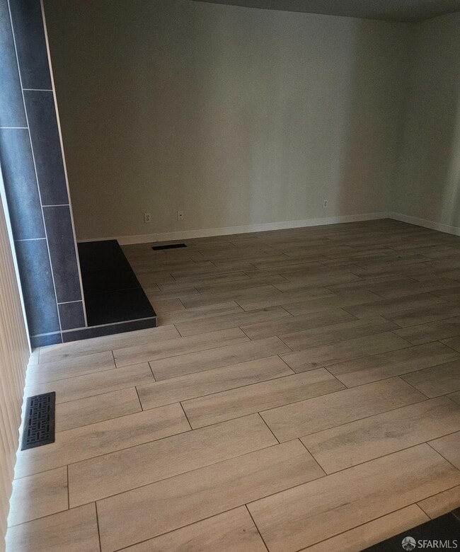 Building Photo - 8711 Mountain Blvd