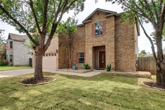 Building Photo - 1722 Barrilla St