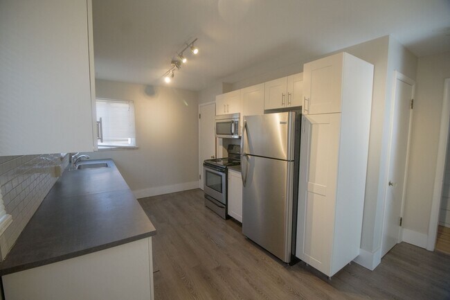 Foto del edificio - 2410 S Ogden St