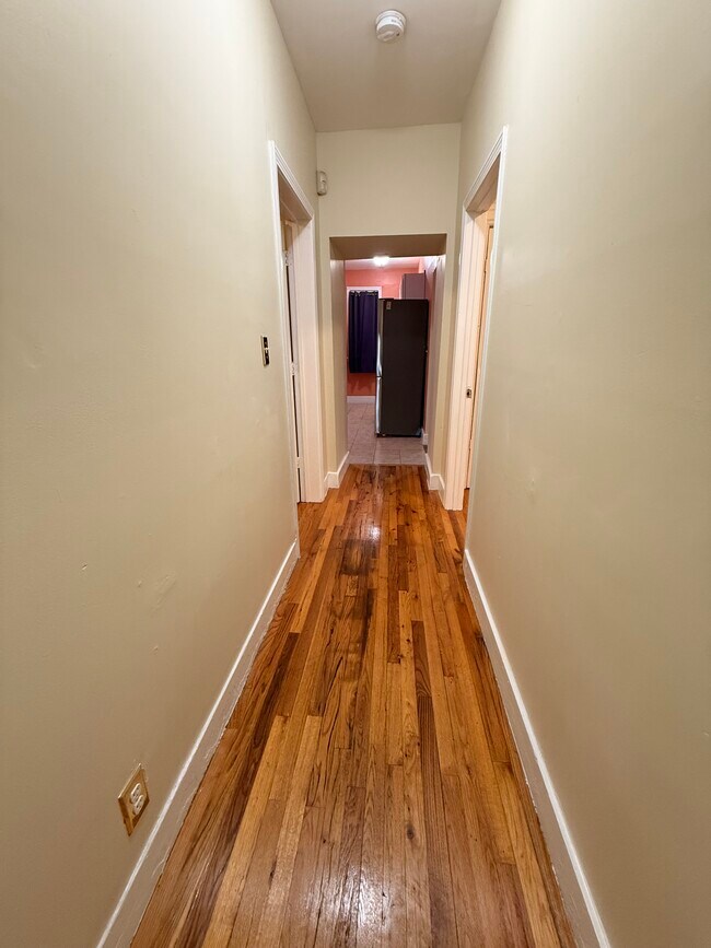 Foto del edificio - 292 Knight St