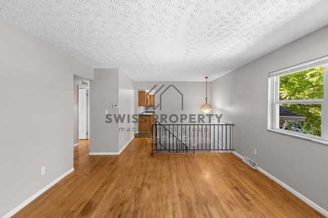 Foto del edificio - 6406 Dalewood Rd