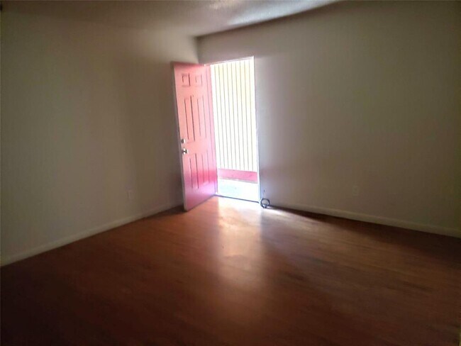 Foto del edificio - 3714 Ave S
