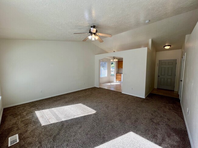 Foto del edificio - 11657 Shelburne St