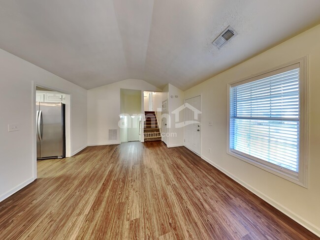 Foto del edificio - 3282 Oak Vista Way SW