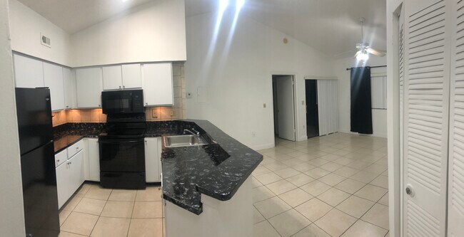 2445 SW 18th Terrace Unit 9 photo'