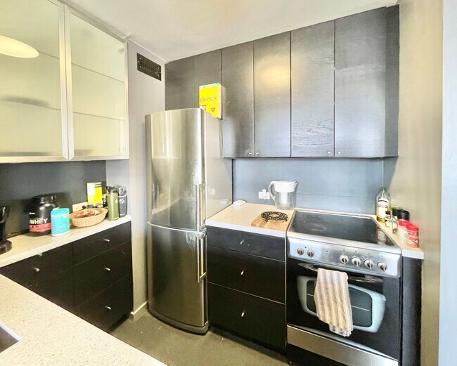 Foto del edificio - High Floor Studio with Fabulous Views of the Loop FOR RENT!