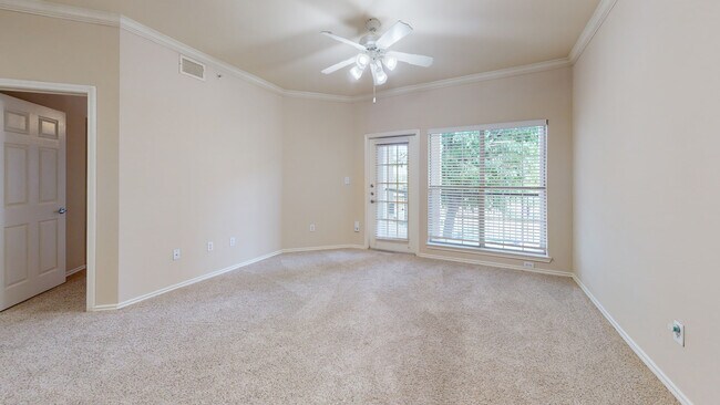 Interior Photo - Red Stone Ranch