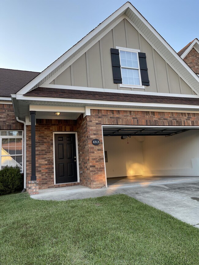 4313 E Barcelona Way, Augusta, GA 30906 Townhome Rentals in Augusta