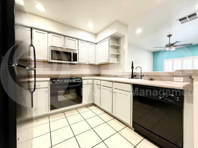 Foto del edificio - 1716 W Cortez St