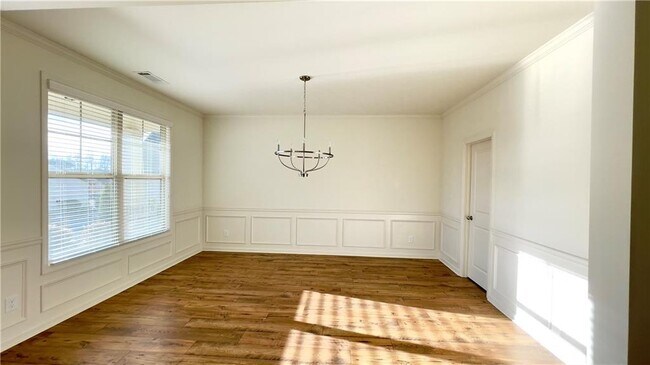 Foto del edificio - 5406 Town Square Way