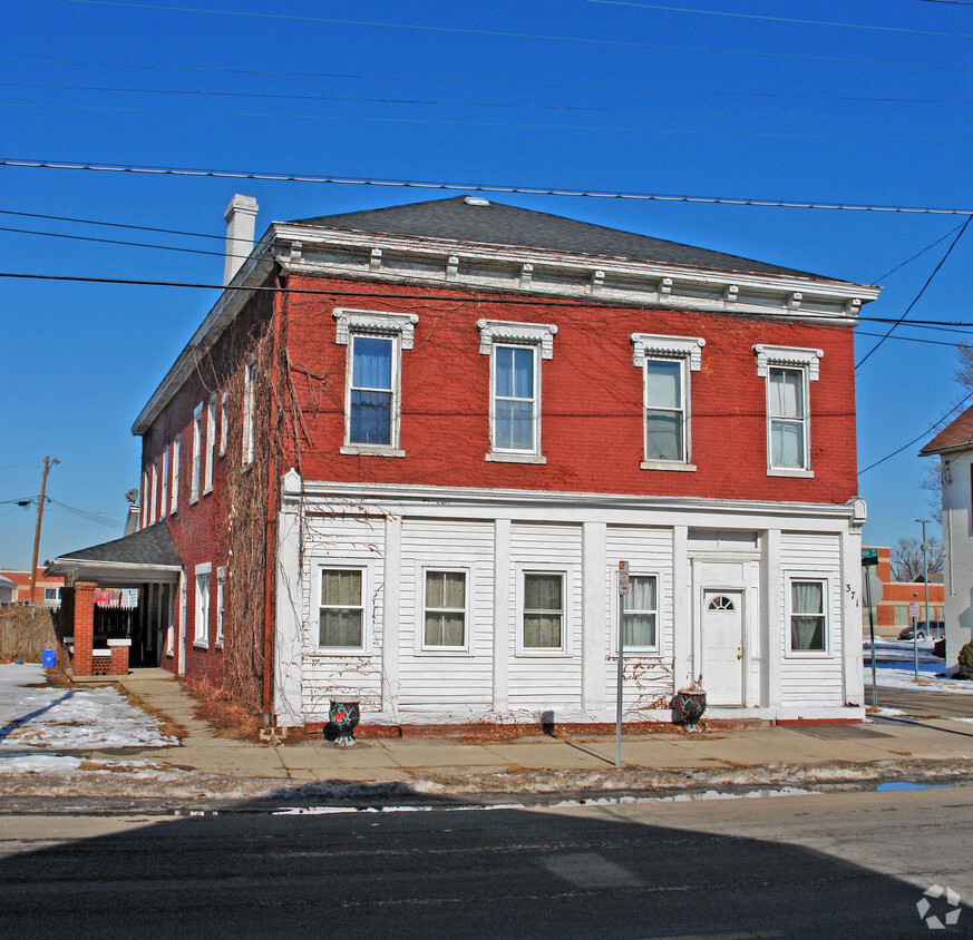 Primary Photo - 371 Xenia Ave