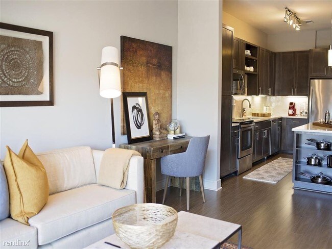 Foto del edificio - 1 br, 1 bath  - 1220 W Riley Fuzzel Rd