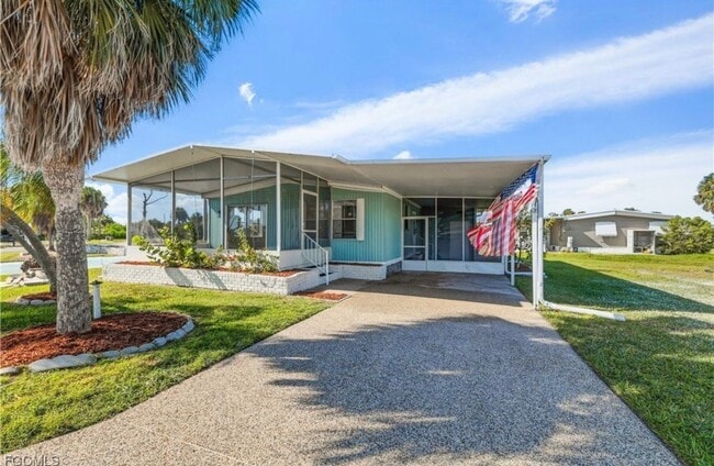 Foto del edificio - 13670 Dowitcher Dr